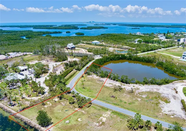 2nd image of 285 & 286 Horseshoe Loop Rd, Terra Ceia, FL 34250 | MLS# A4648773