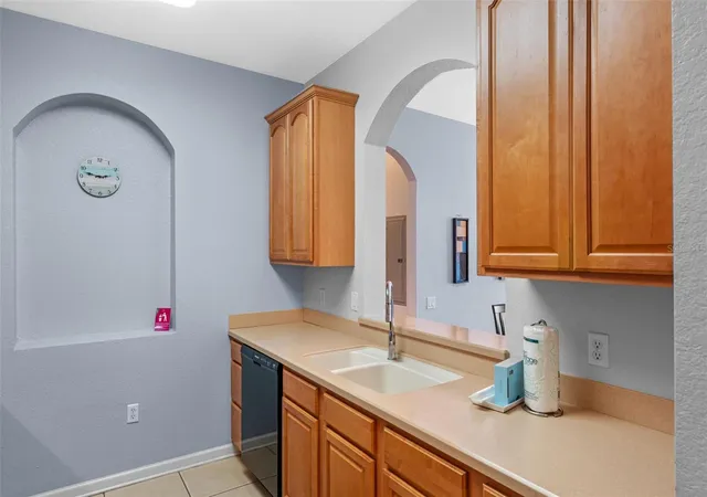 Photo 4 of Condo for sale at 4862 Cayview Ave #407, Orlando, FL 32819 | MLS# S5124892 | Listing updated on 2026-03-25