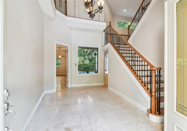 Photo 3 of Single family home for sale at 755 Cranes Ct, Maitland, FL 32751 | MLS# O6299581 | Listing updated on 2026-09-24