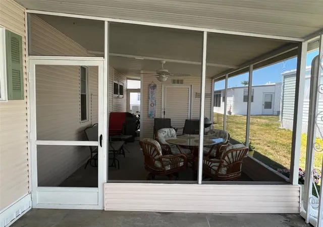 4th image of 825 Coconut Palm St, Largo, FL 33778 | MLS# TB8374519