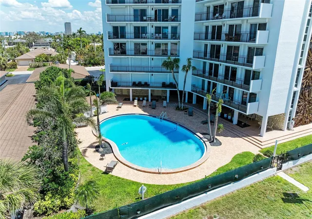 4th image of 101 Benjamin Franklin Dr, Sarasota, FL 34236