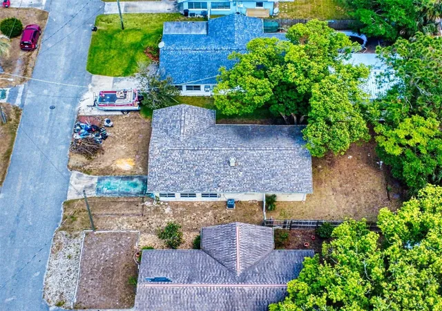 Photo 2 of Single family home for sale at 310 Legion Pl, Port Orange, FL 32129 | MLS# NS1084573 | Listing updated on 2026-07-30