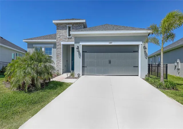 Photo 1 of Single family home for sale at 11869 Richmond Trl, Parrish, FL 34219 | MLS# A4649144 | Listing updated on 2026-10-22