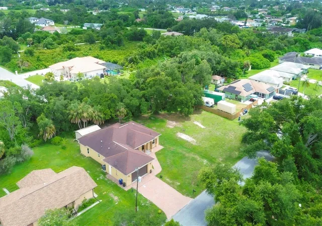 Photo 3 of Single family home for sale at 431 Sevilla St, North Port, FL 34287 | MLS# N6138502 | Listing updated on 2026-04-07