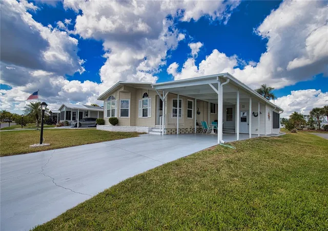 Photo 4 of Sale Pending at 565 Madero, North Port, FL 34287 | MLS# TB8375636 | Listing updated on 2026-09-22