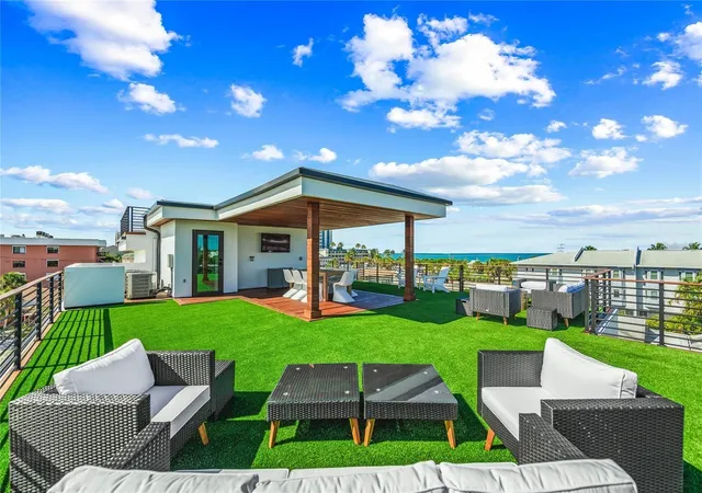 5th image of 135 Grant Dr, Sarasota, FL 34236 | MLS# A4649296