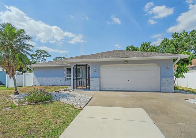 1st image of 108 Stanford Rd, Venice, FL 34293 | MLS# A4649370