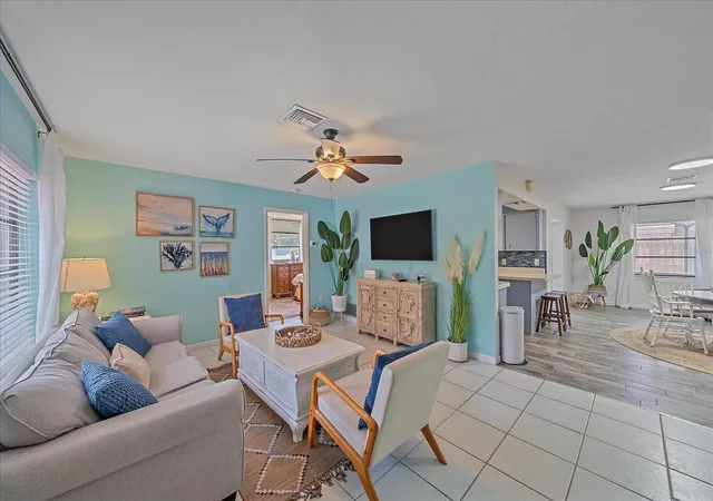 4th image of 108 Stanford Rd, Venice, FL 34293 | MLS# A4649370