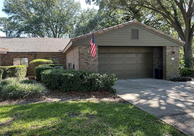 Photo 1 of Single family home for sale at 104 Woden Way, Winter Haven, FL 33884 | MLS# P4934554 | Listing updated on 2026-04-19