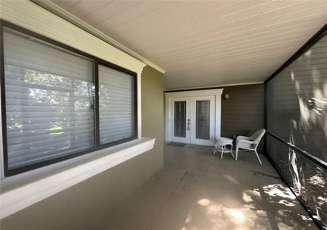 Photo 4 of House for sale at 104 Woden Way, Winter Haven, FL 33884 | MLS# P4934554 | Listing updated on 2026-04-19
