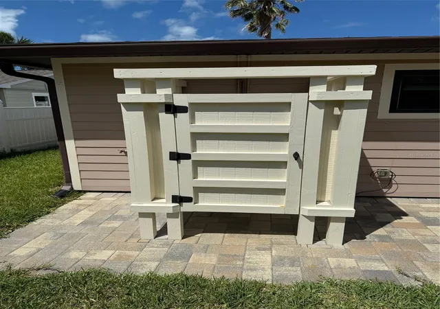 5th image of 833 Lantana Ave, Clearwater Beach, FL 33767 | MLS# TB8376749
