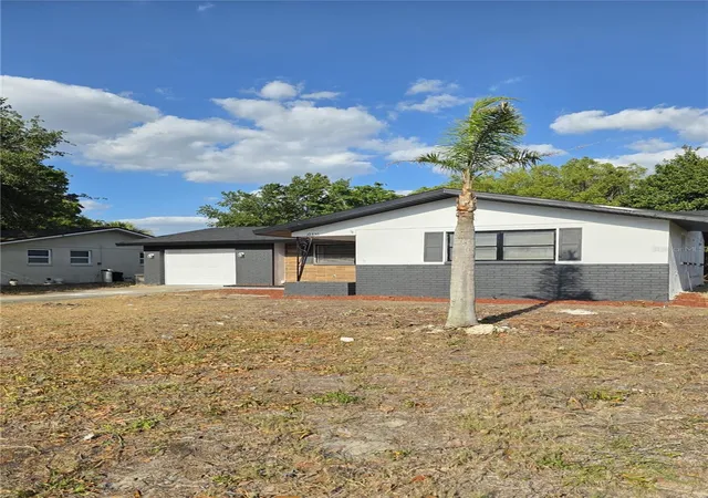 4th image of 10336 Oak Hill Dr, Port Richey, FL 34668 | MLS# S5125352