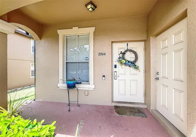 Photo 4 of Townhouse for sale at 2744 Calabria Ave, Davenport, FL 33897 | MLS# O6302222 | Listing updated on 2026-08-24