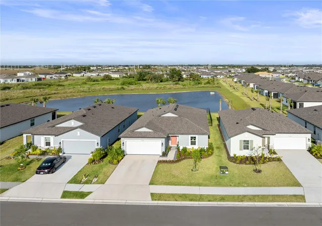 Photo 2 of Single family home for sale at 9725 Last Light Gln, Parrish, FL 34219 | MLS# A4649993 | Listing updated on 2026-10-07