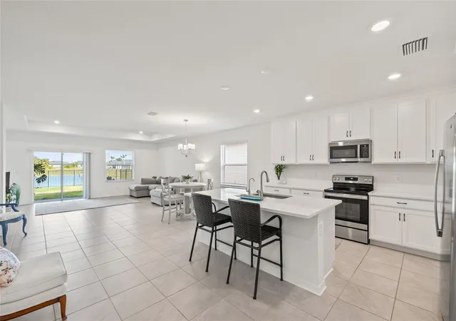 Photo 3 of Single family home for sale at 9725 Last Light Gln, Parrish, FL 34219 | MLS# A4649993 | Listing updated on 2026-10-07