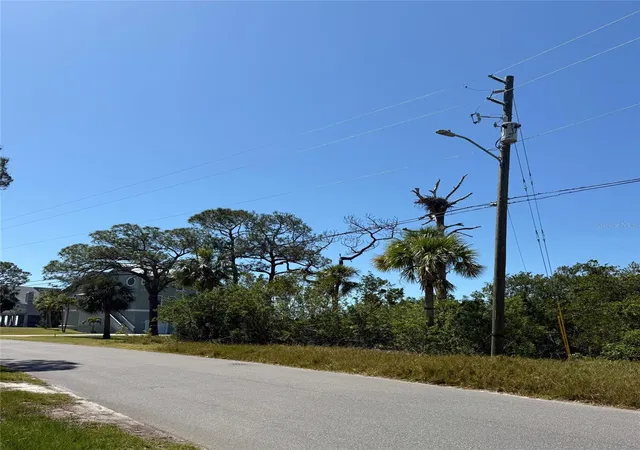 1st image of Sea Breeze Dr, Tarpon Springs, FL 34689 | MLS# O6302714