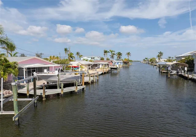Photo 3 of Single family home for sale at 11476 May St, Matlacha, FL 33993 | MLS# A4650138 | Listing updated on 2026-04-12