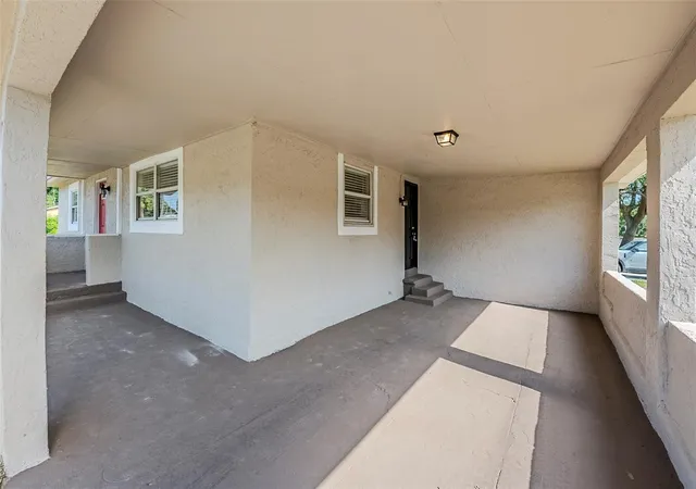 Photo 3 of Single family home for sale at 72 Campus View Dr, Orlando, FL 32810 | MLS# O6303143 | Listing updated on 2026-07-21