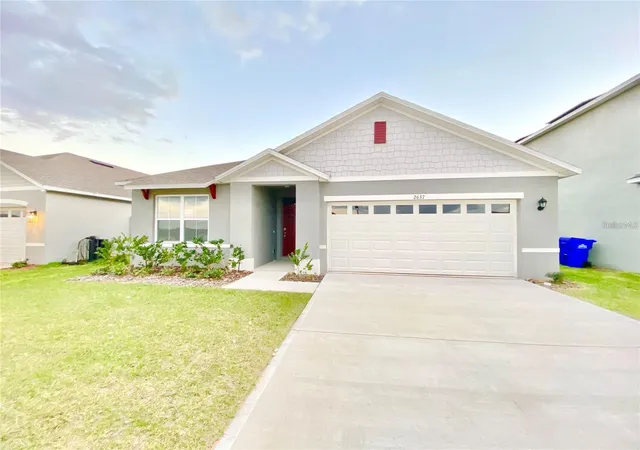 Homes for sale in Tavares, FL | 2637 Rowan St, Tavares, FL 32778 | MLS# O6303301