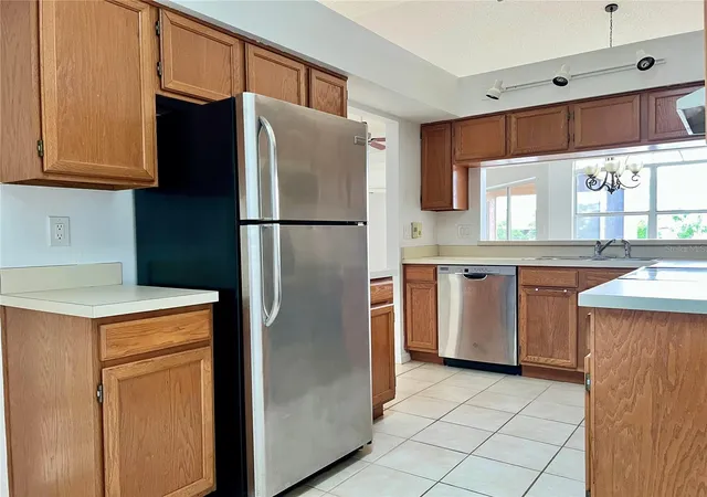 5th image of 114 Clays Trl, OLDSMAR, FL 34677