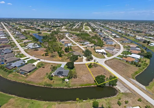 Photo 1 of Land for sale at 133 Fairway Rd, Rotonda West, FL 33947 | MLS# C7509174 | Listing updated on 2026-10-24