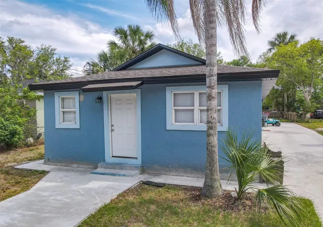 5th image of 1403 W 13Th Pl, Sanford, FL 32771 | MLS# O6303626