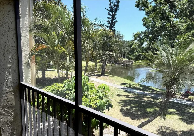 5th image of 425 30Th Ave W, Bradenton, FL 34205