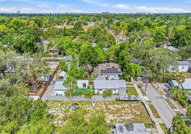5th image of 114 W Plymouth St, Tampa, FL 33603 | MLS# TB8379388