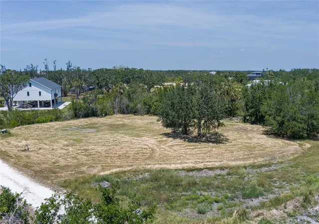 Homes for sale in Terra Ceia, FL | 818 Bayou Point Ct, Terra Ceia, FL 34250 | MLS# A4650566