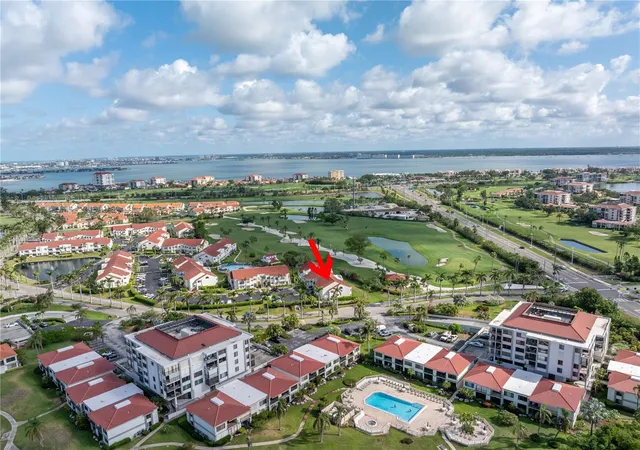 2nd image of 6011 Bahia Del Mar Blvd, Saint Petersburg, FL 33715