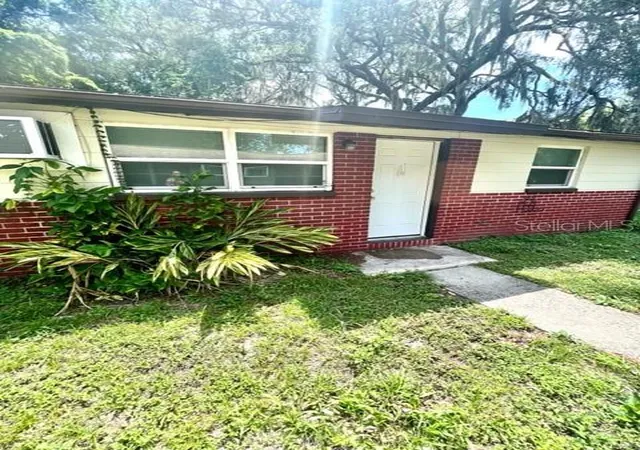 1st image of 9418 Greystone Rd, Thonotosassa, FL 33592 | MLS# TB8379509