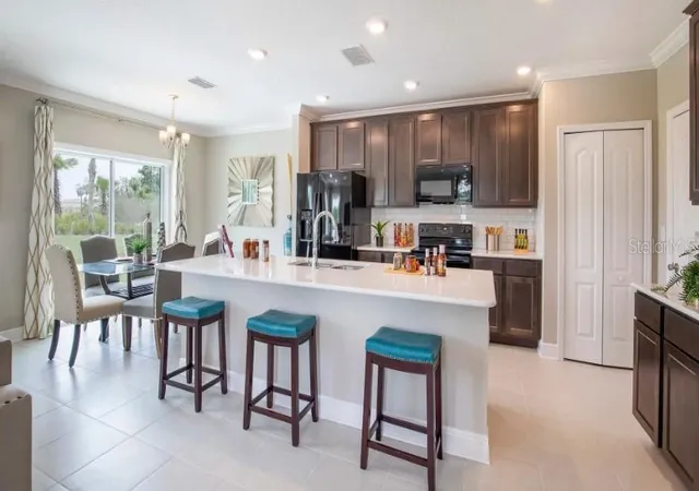 Homes for sale in Poinciana, FL | 3828 Bluethread Way, Poinciana, FL 34759 | MLS# O6303898