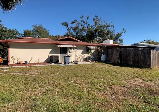 3rd image of 11600 Crystal Lake Dr, Port Richey, FL 34668 | MLS# TB8379590