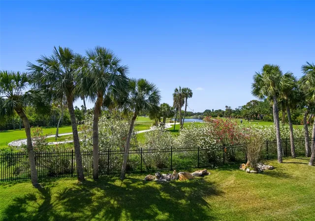 Photo 4 of Sale Pending at 2605 59th Street S, Gulfport, FL 33707 | MLS# TB8379600 | Listing updated on 2026-09-21