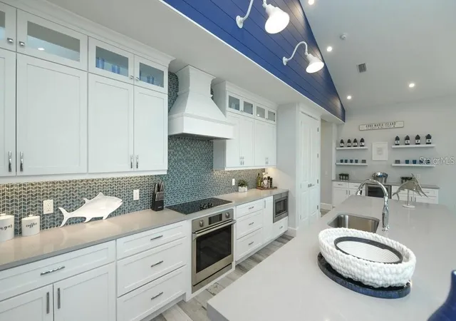 3rd image of 212 Spring Ave, Anna Maria, FL 34216 | MLS# A4650724