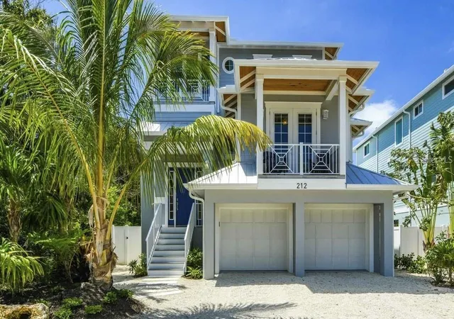 32nd image of 212 Spring Ave, Anna Maria, FL 34216 | MLS# A4650724