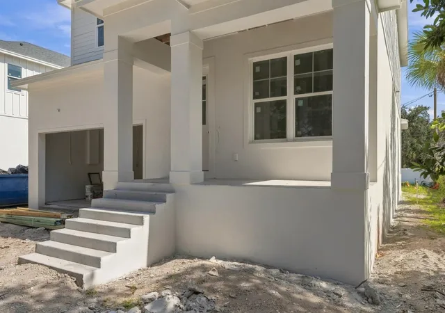 Photo 4 of Single family home for sale at 4316 S Renellie Dr, Tampa, FL 33611 | MLS# TB8380158 | Listing updated on 2026-10-28