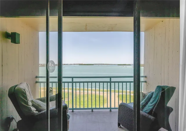 Photo 3 of Condo for sale at 1 Key Capri #303E, Treasure Island, FL 33706 | MLS# TB8380378 | Listing updated on 2026-10-01