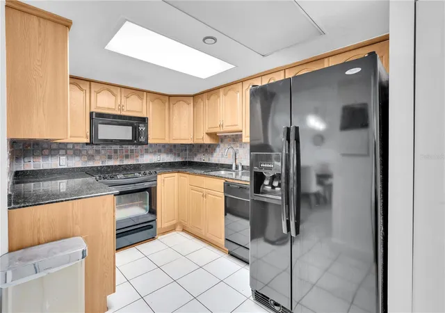 Photo 4 of Condo for sale at 1 Key Capri #303E, Treasure Island, FL 33706 | MLS# TB8380378 | Listing updated on 2026-10-01
