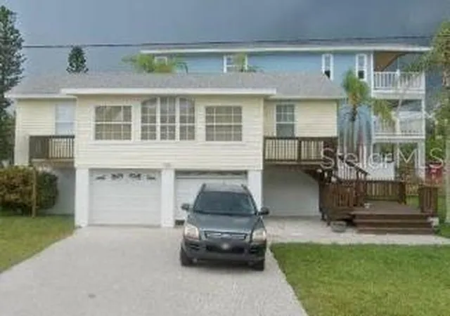 1st image of 300 N 22nd St, Bradenton Beach, FL 34217 | MLS# A4650913