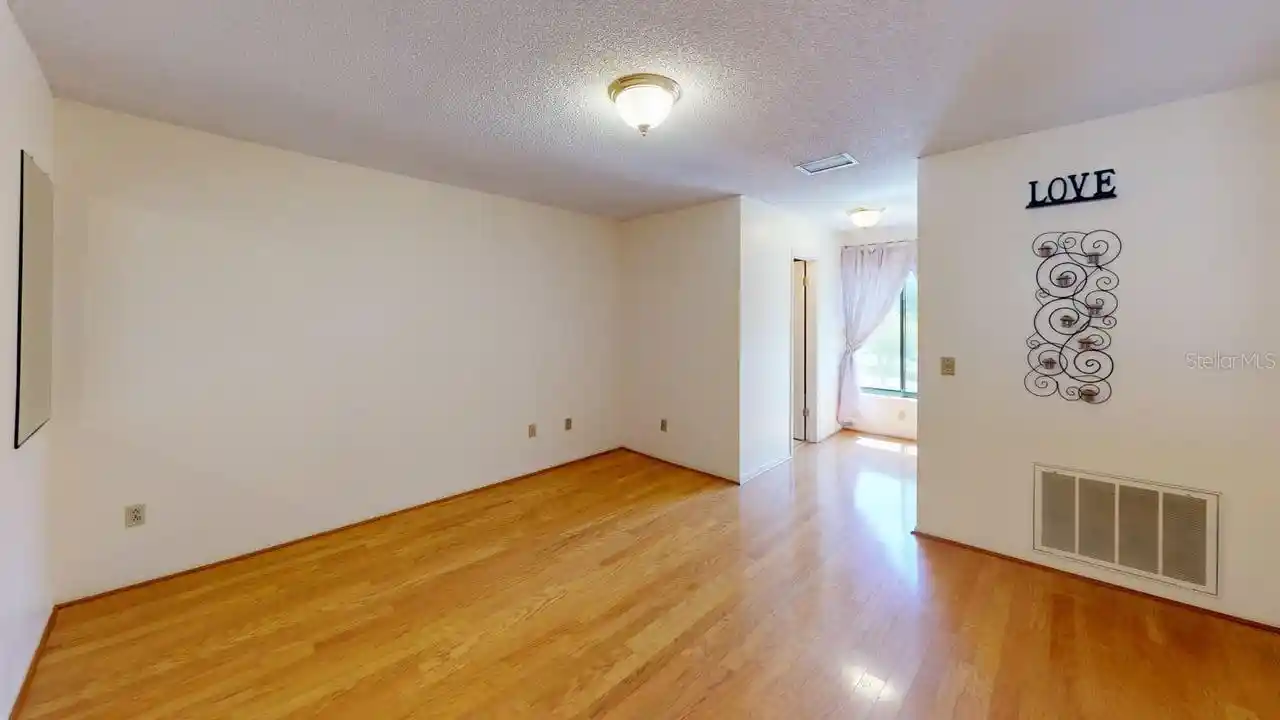Listing Photo 18 - Condo for sale in 1849 Abrico Dr located at 1849 Abrico Dr, LUTZ, FL 33558 - Unit #K9