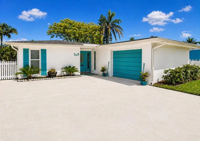 1st image of 4920 Pelican Dr, New Port Richey, FL 34652 | MLS# TB8380813