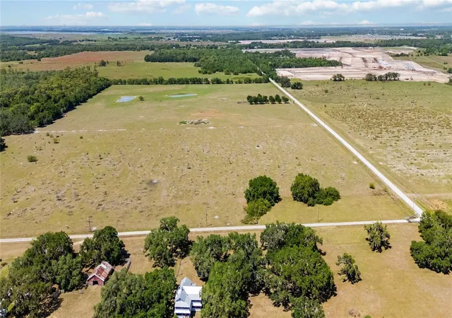 Photo 2 of Land for sale at 0 Lake Tohopekaliga Rd, Saint Cloud, FL 34772 | MLS# O6304962 | Listing updated on 2026-03-13