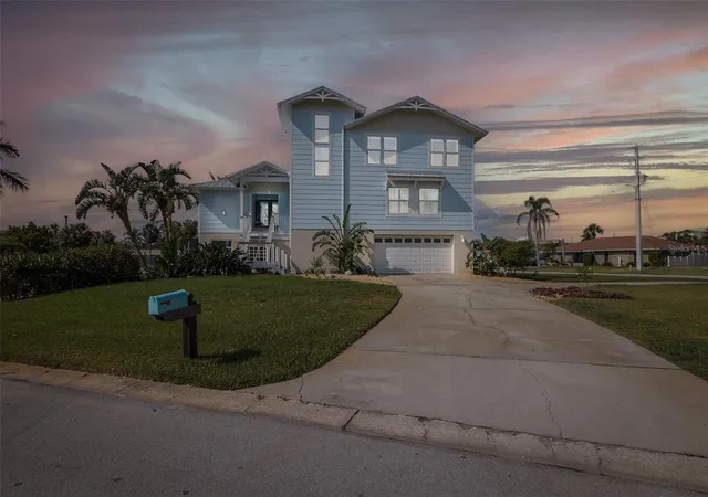 Photo 3 of Single family home for sale at 5040 Waterside Dr, Port Richey, FL 34668 | MLS# W7875122 | Listing updated on 2026-10-05