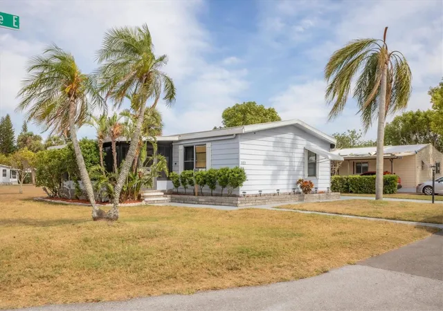 Homes for sale in Palmetto, FL | 6710 36Th Ave E #322, Palmetto, FL 34221 | MLS# A4651094