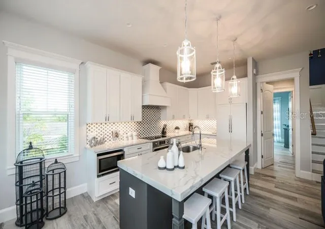 3rd image of 212 72Nd, Holmes Beach, FL 34217 | MLS# A4651200