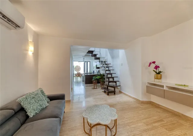 Photo 4 of Condo for sale at 203 Fortaleza St #4, San Juan, PR 00901 | MLS# PR9113377 | Listing updated on 2026-08-18