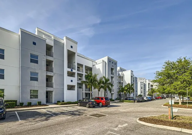 Condo for sale at 4731 Clock Tower Dr #104, Kissimmee, FL 34746 | MLS# O6305521 | Listing updated on 2026-08-21