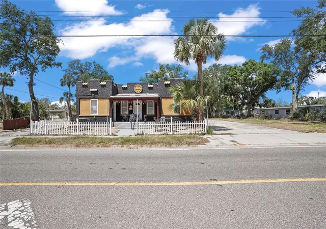 1st image of 6719 S West Shore Blvd, Tampa, FL 33616 | MLS# TB8381814