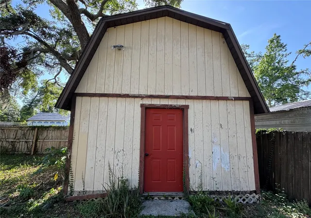 5th image of 1703 N Taylor Rd, Brandon, FL 33510 | MLS# TB8381844